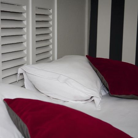 Logis Hotel Le Chrismas Chateaulin Luaran gambar